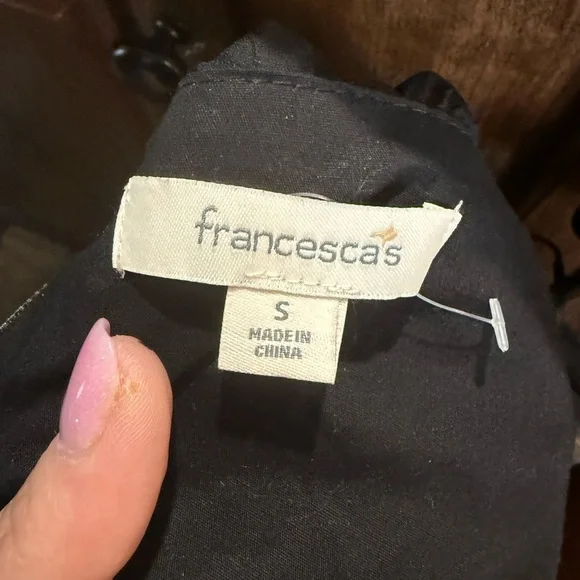 Francesca's Collections Black Off Shoulder Romper Sweetheart Neckline - Picture 7 of 9